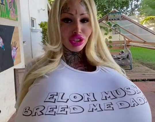 Mary Magdalene gigantic tits